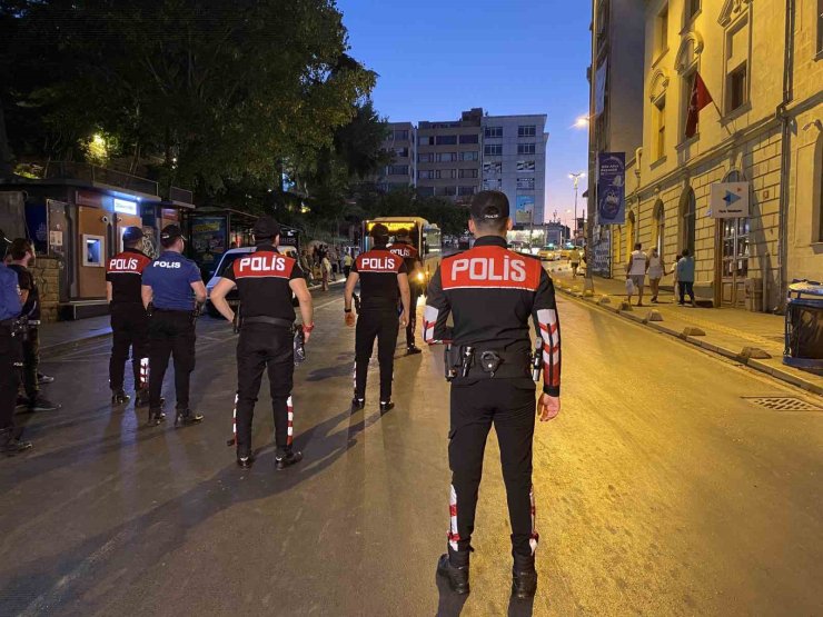 Kadıköy’de helikopter destekli huzur uygulaması