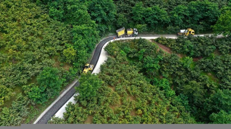 Ordu’nun sakin şehrinde sıcak asfalt çalışmaları