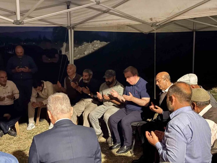 Vali Aydoğdu Pülümür Çayı’nda hayatını kaybeden Özkan İlçi’nin ailesine taziye ziyaretinde bulundu