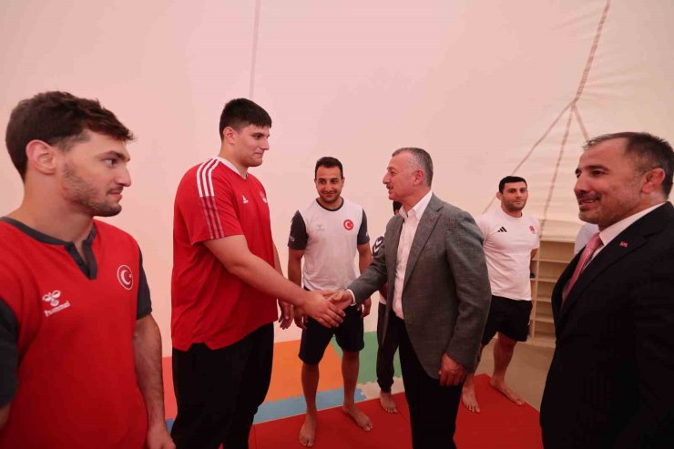 Emre Yazgan’ın adı bu salonda yaşatılıyor