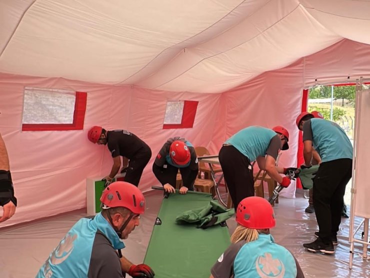 Erzincan’da ’Acil Müdahale Ünitesi’ eğitimi düzenlendi