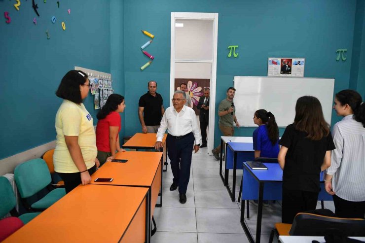 Başkan Büyükkılıç’tan yaz okulu ziyareti