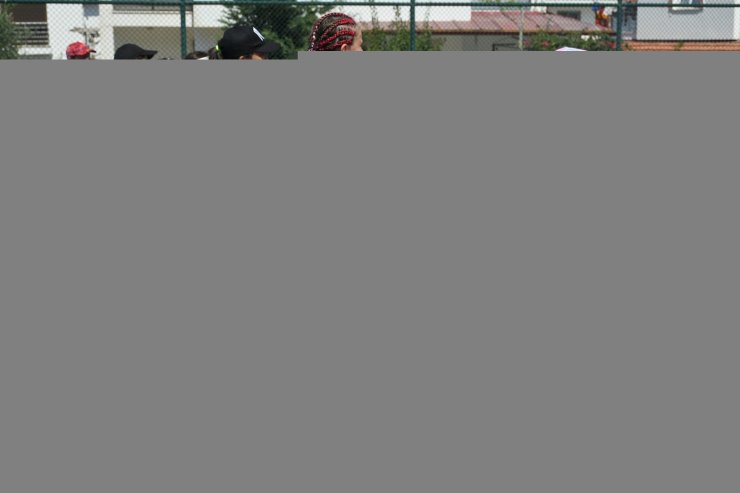 Kuşadası Belediyesi’nden geleceğin sporcularına ücretsiz eğitim desteği