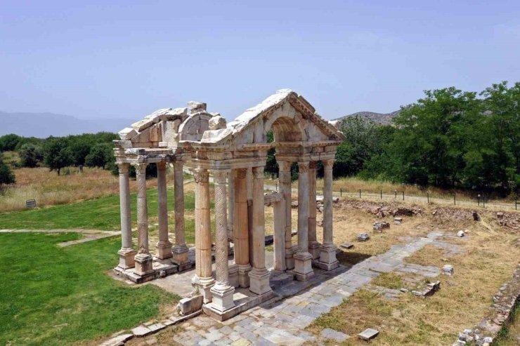 Dünyaca ünlü antik kentte tedbirler alındı