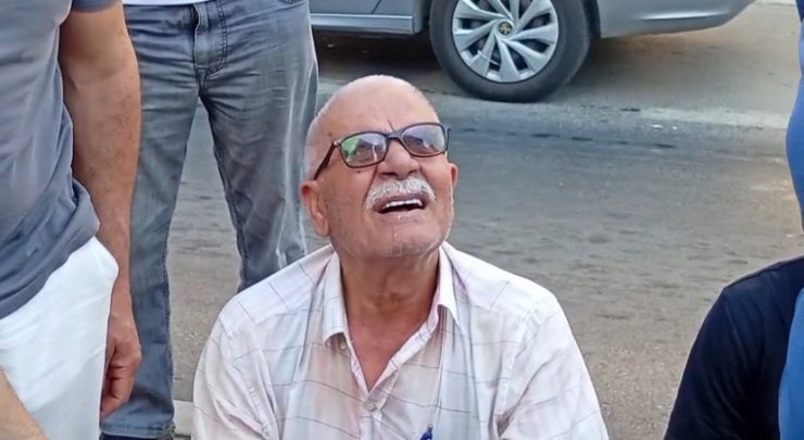 Maltepe’de yangın: Mahsur kalan yaşlı adam kurtarıldı