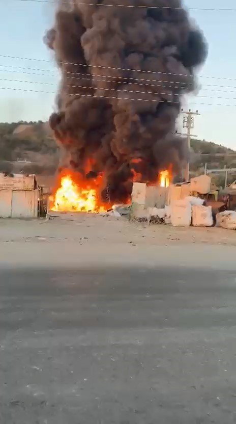 Bursa’da yine hurdacı yangını, yine çevre felaketi