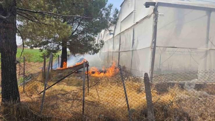 Mardin’de otluk alanda çıkan yangın söndürüldü
