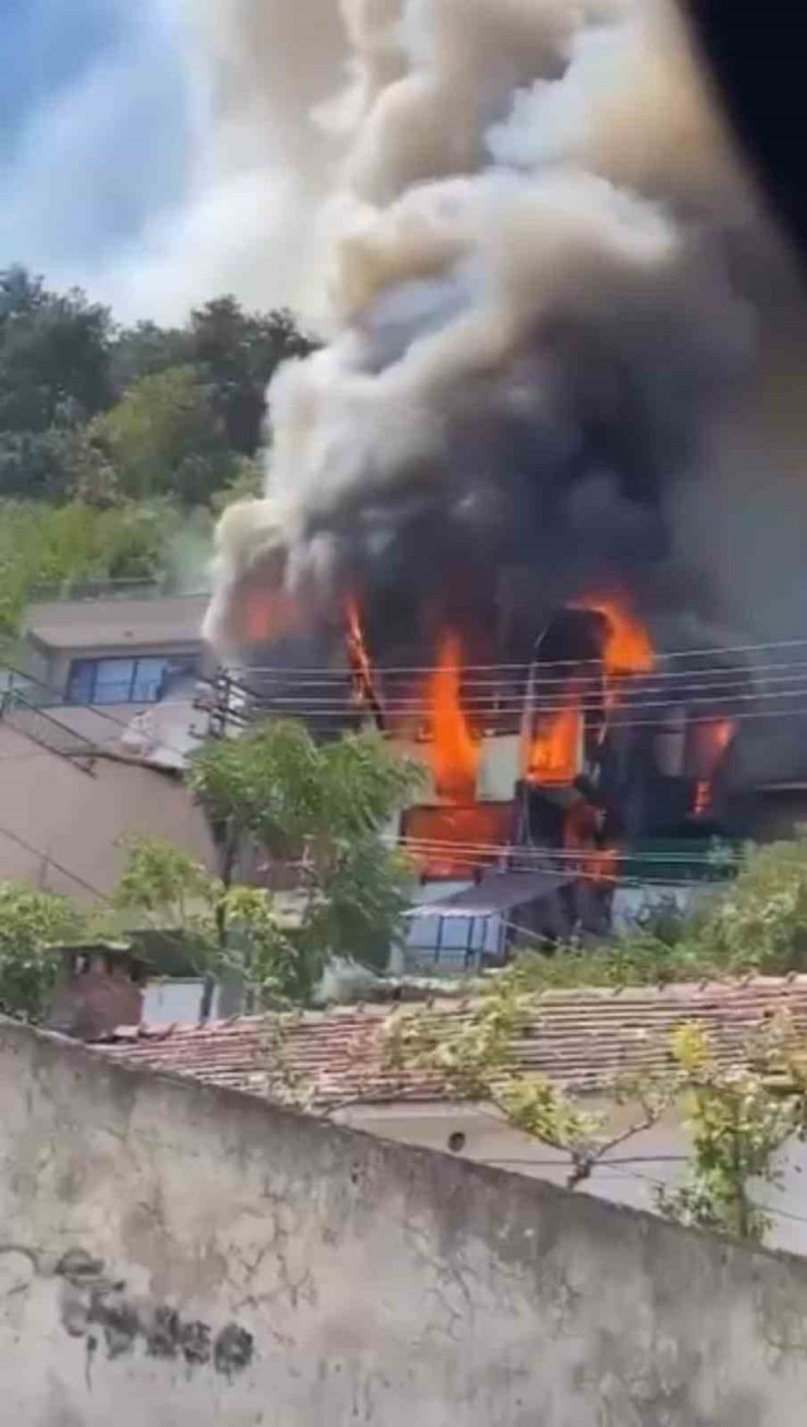 Bursa’da korkutan yangın