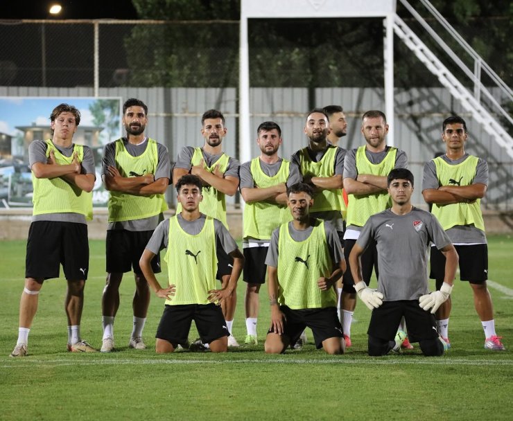 Elazığspor’da Erzurum kampı 29 futbolcu ile başladı