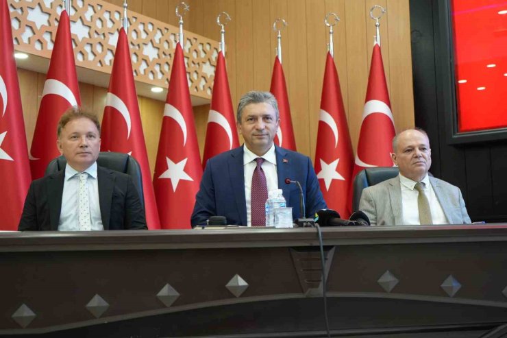 Antalya’da 159 milyar TL’lik 518 proje yürütülüyor