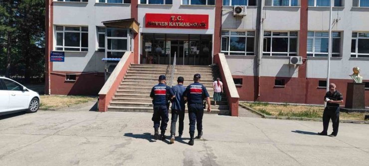 Bolu’da farklı suçlardan aranan 5 kişi tutuklandı