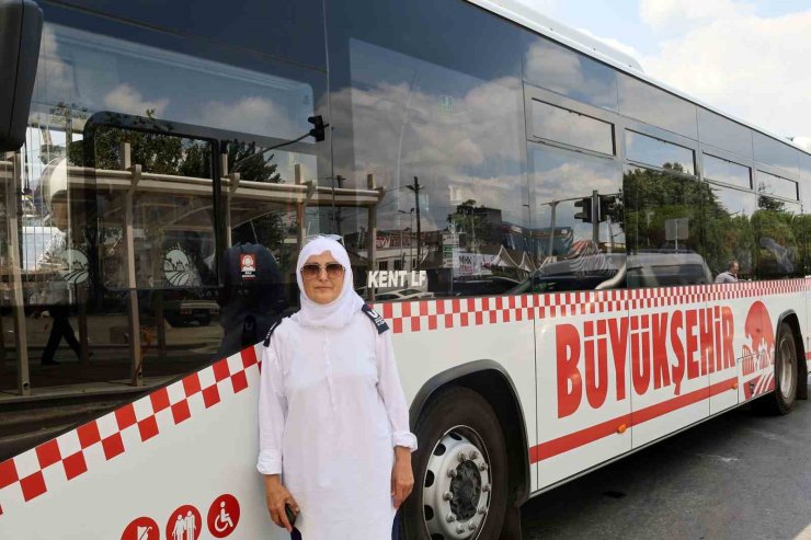 Toplu taşımaya kadın eli