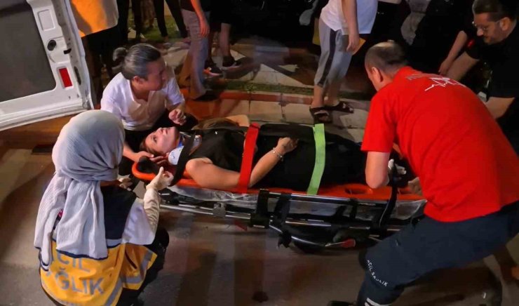 Aksaray’da 2 otomobil çarpıştı: 1 yaralı