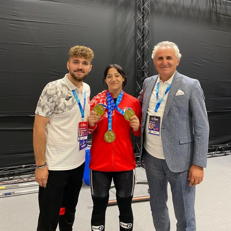 Merzifonlu halterci Zehranur Aslan Avrupa şampiyonu