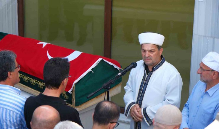 İmam babanın en acı görevi