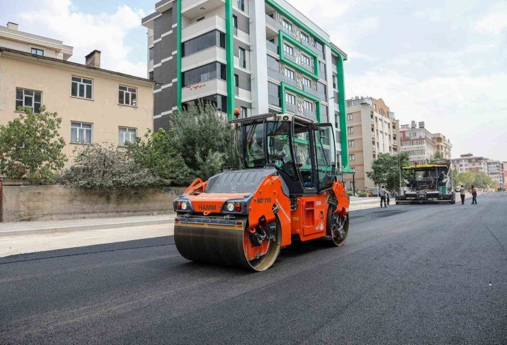 Eski Cezaevi Caddesi’nde asfalt serimine başlandı
