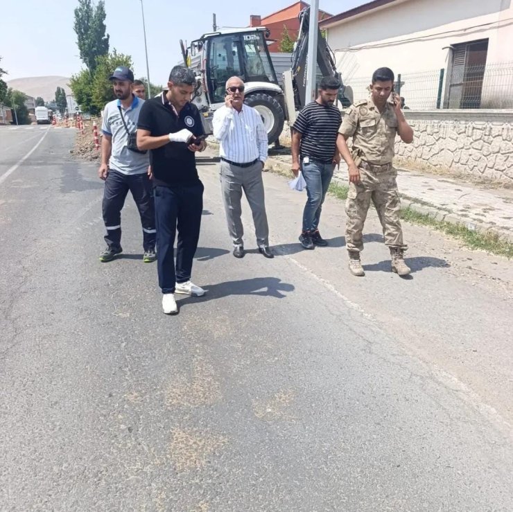 Hamur’da doğalgaz çalışmaları sürüyor