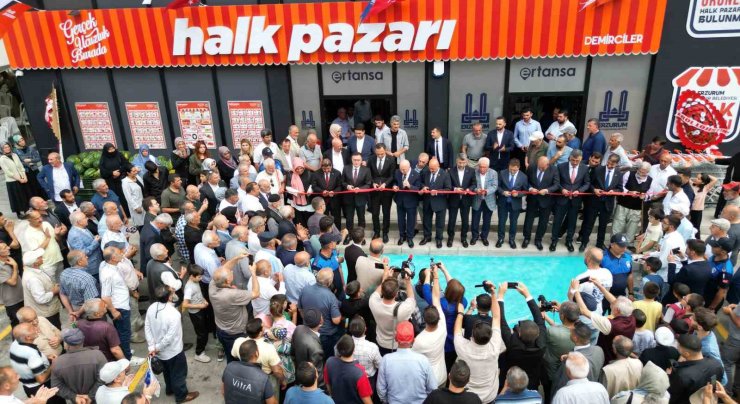 Halk Pazarı beşinci şubesini Demirciler’de açtı