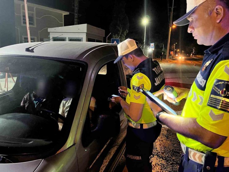 Aydın jandarmasından gece denetimi