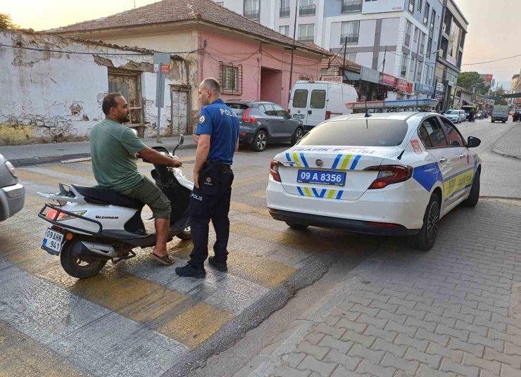 Köşk’te araçlar denetlendi, kurallara uymayan sürücüler cezadan kaçamadı