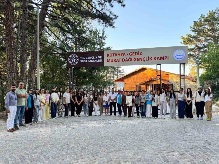 İstanbul’dan Gediz’e uzanan gençlik köprüsü