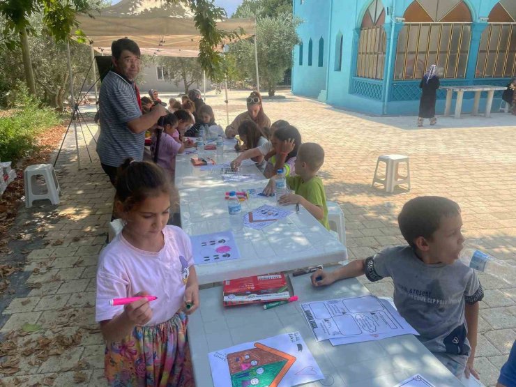 Bursalı çocuklar "gri" rengi sevmedi