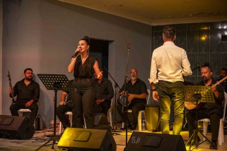 Mersin’de ’Yaz Şenlikleri’ başladı