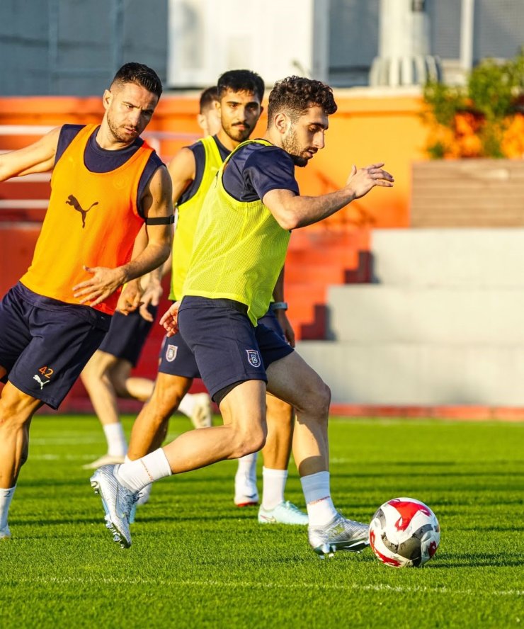 Başakşehir, Viking maçı hazırlıklarını sürdürdü