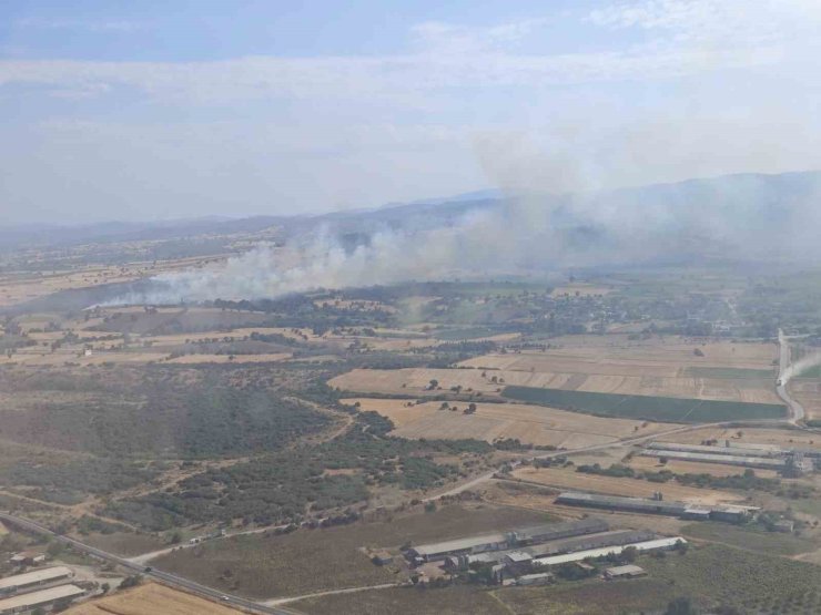 Çanakkale’de tarım arazisinde yangın