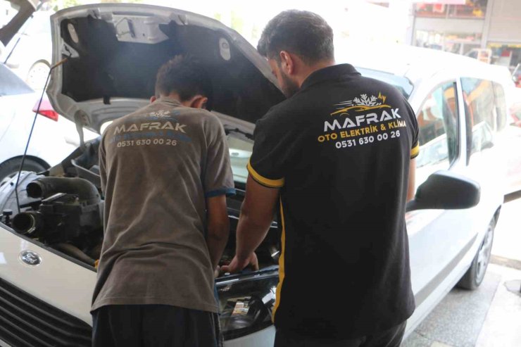 Diyarbakır’da sürücülere 12.00 ila 16.00 saatleri arasında araçların dışarı çıkartılmaması tavsiyesi