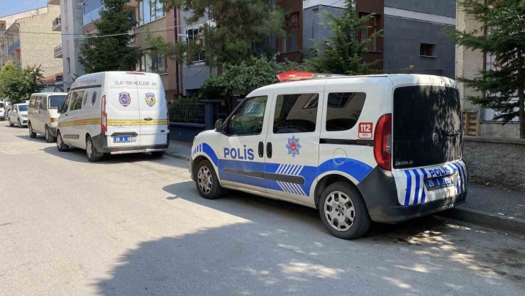 Haber alınamayan adam evinde ölü bulundu