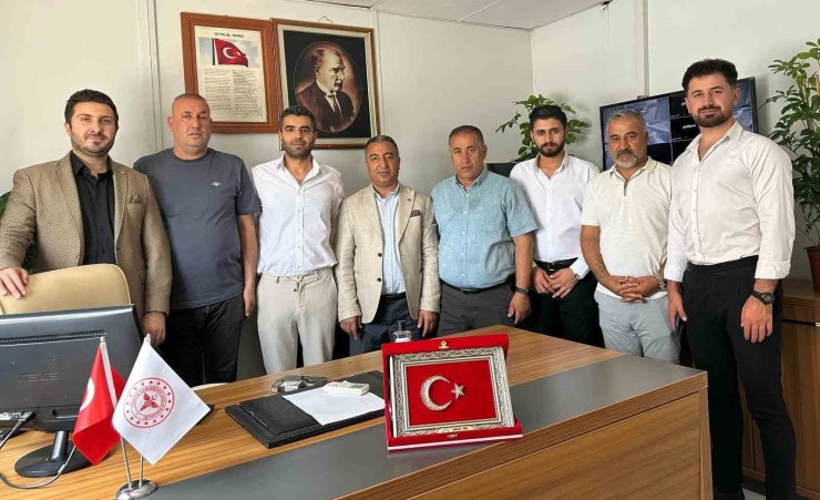 "Sağlık çalışanlarının mülteci hayatı bitecek"