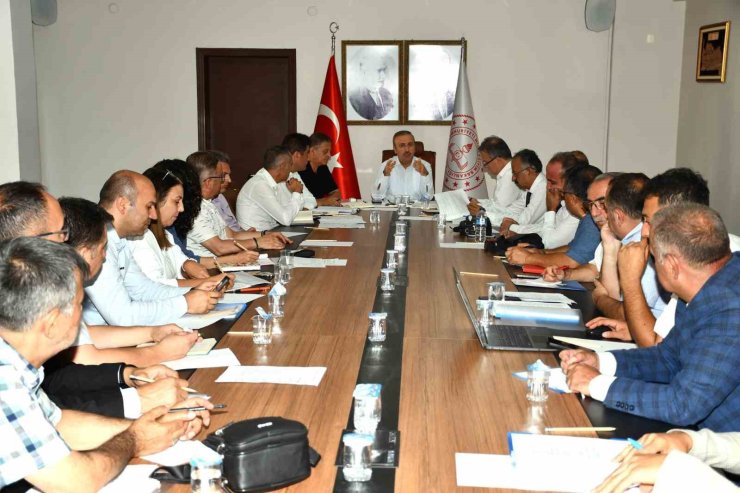 Okul müdürleriyle aylık koordinasyon toplantısı yapıldı