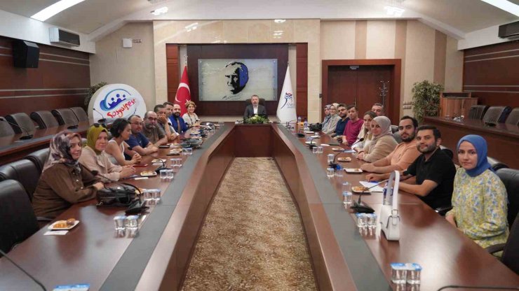 Rektör Kırışık: "Öğrencilerimize yalnızca bir diploma değil, güçlü bir gelecek vizyonu sunuyoruz"