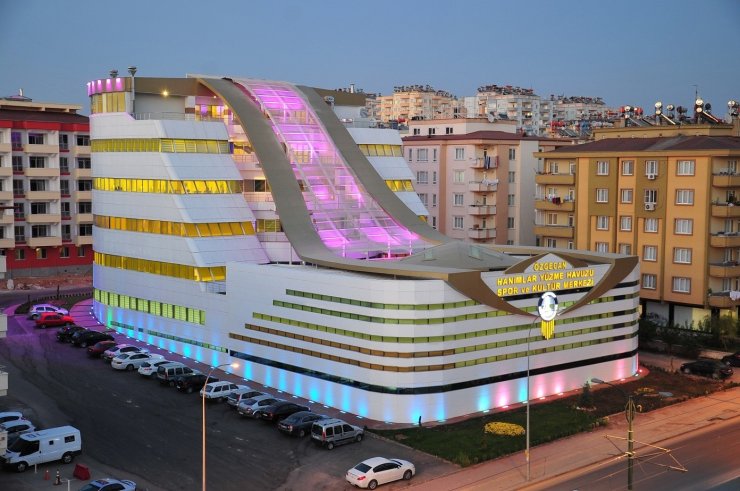 Hanımlardan, Özgecan Kültür Merkezi’ne yoğun ilgi