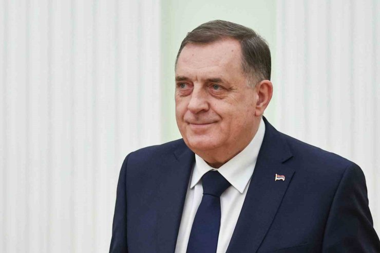 Bosna Hersek Seçim Komisyonu, Sırp Cumhuriyeti lideri Dodik’in görevden alınmasına karar verdi