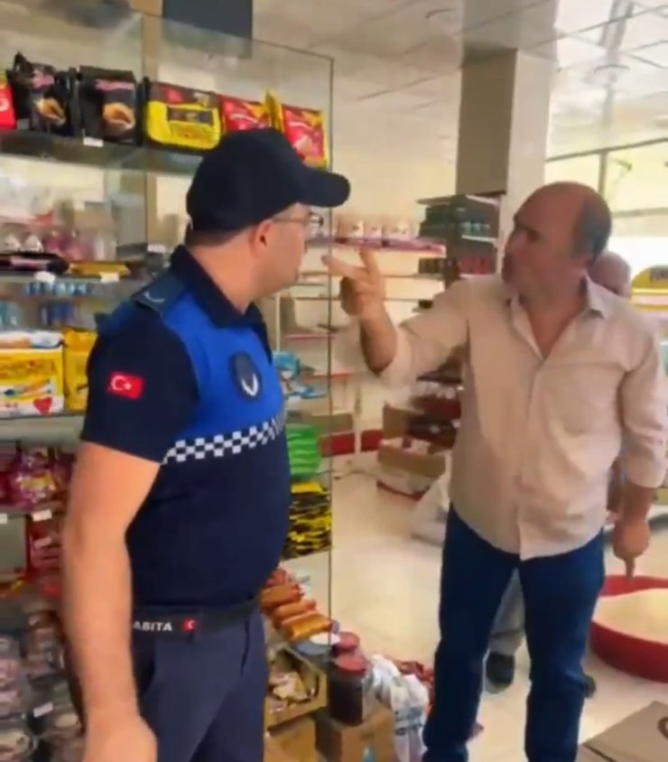 Gaziantep’te zabıtaya çirkin saldırı: İtti, dükkandan kovdu, tehdit etti