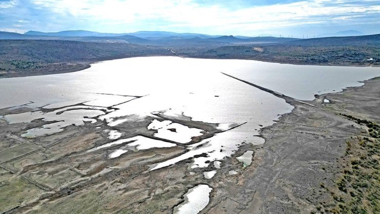 İzmir’deki kuraklık Türkiye’nin kışlık tarımını tehdit ediyor