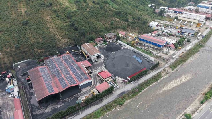 Kömür tozu hayatlarını kararttı