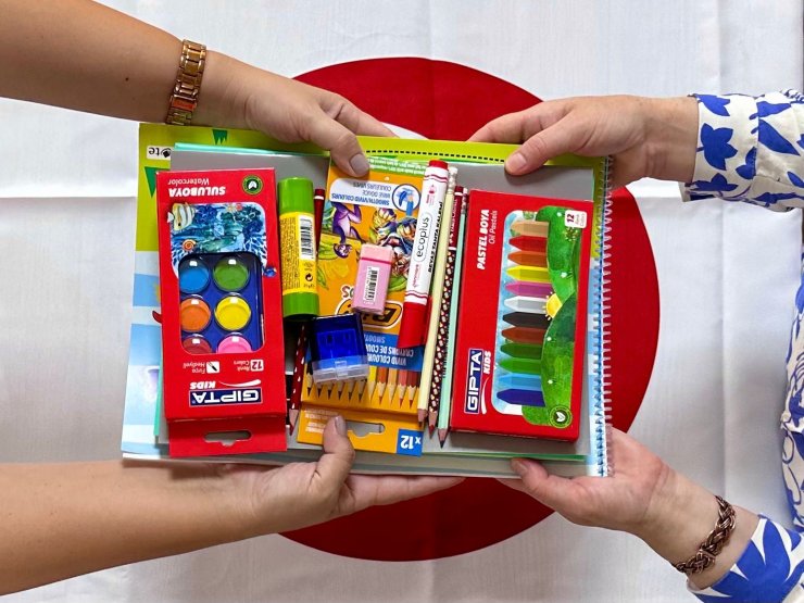 Türk Kızılay Manisa İl Merkezi Başkanlığı’ndan eğitime destek kampanyası