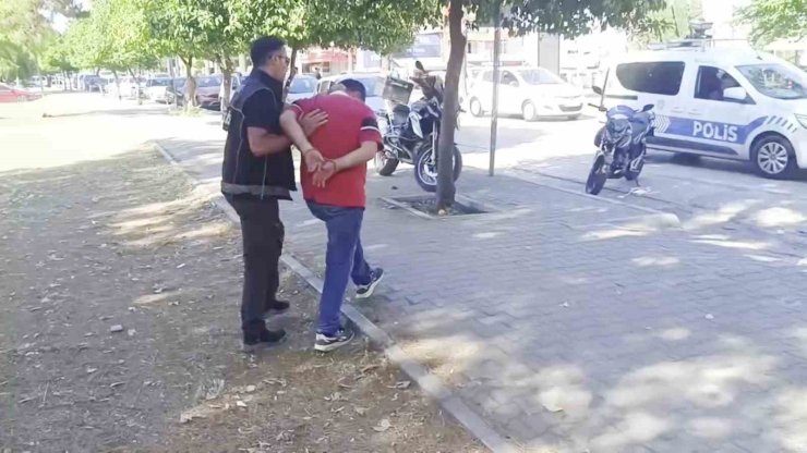 Parkta uyuşturucuyla yakalandı, "Pişmanım" dedi