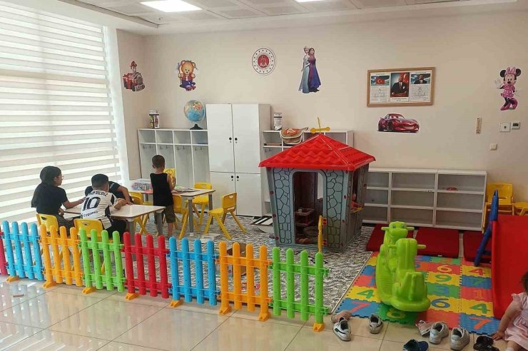 Beyşehir’de çocuklar adliye koridorları yerine oyun alanına