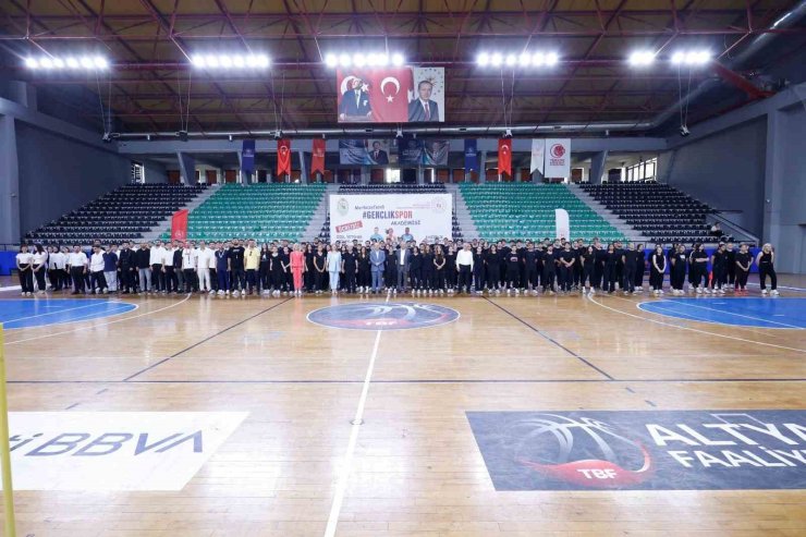 Denizli Gençlik Spor Akademisi kazandırmaya devam ediyor