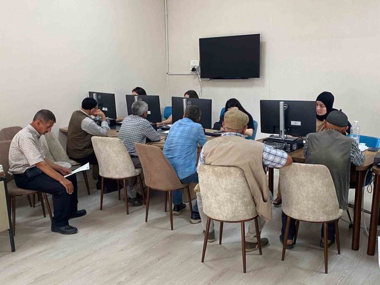 Genel tarım sayımı Sarıgöl’de sürüyor