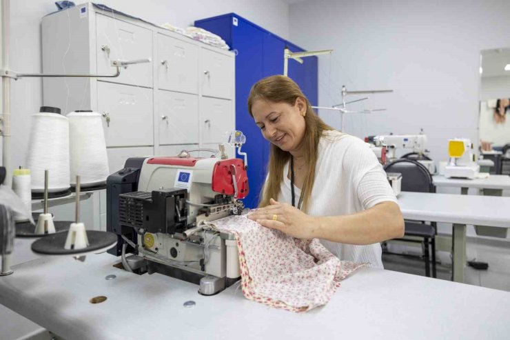 Mersin’de kadınlar MERCEK sayesinde meslek sahibi oluyor