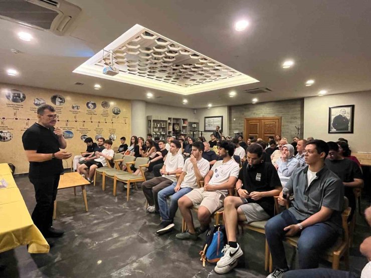 İTÜ rektörü tercih günleri için Bursa’da