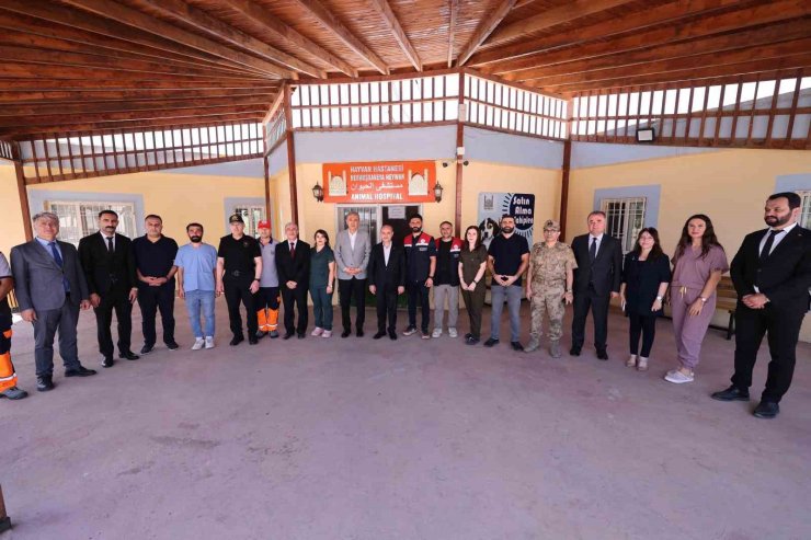 Bakan Yardımcısı Mehmet Aktaş Mardin’de sahipsiz hayvanlar için yapılan çalışmaları inceledi