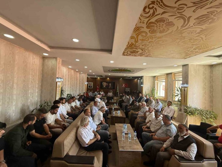 Eleşkirt’te iki aile arasındaki husumet son buldu