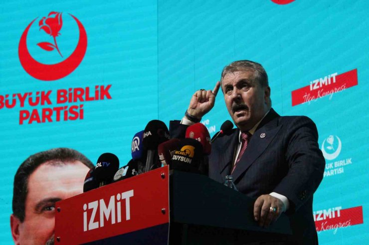 BBP lideri Destici: "İslam İşbirliği Teşkilatı yardımlarla harekete geçmeli, İsrail askeri müdahale ederse karşılık verilmeli"