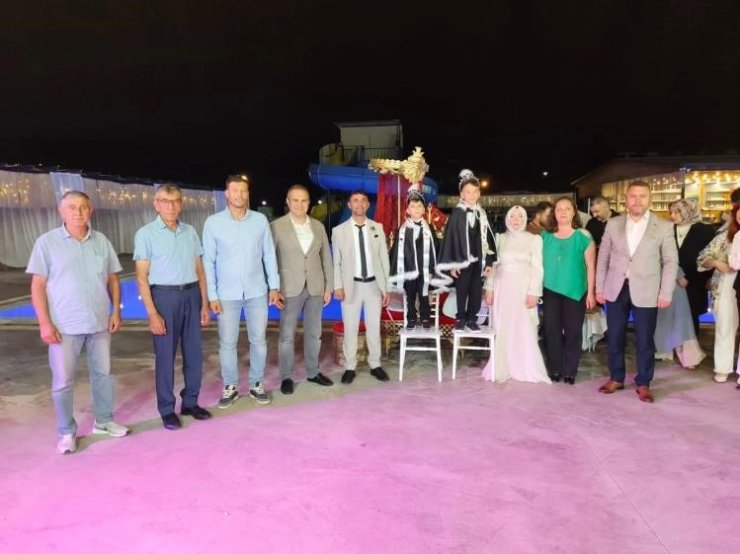 Başkan Dilsiz, düğün ve sünnet cemiyetlerinde vatandaşlarla buluştu